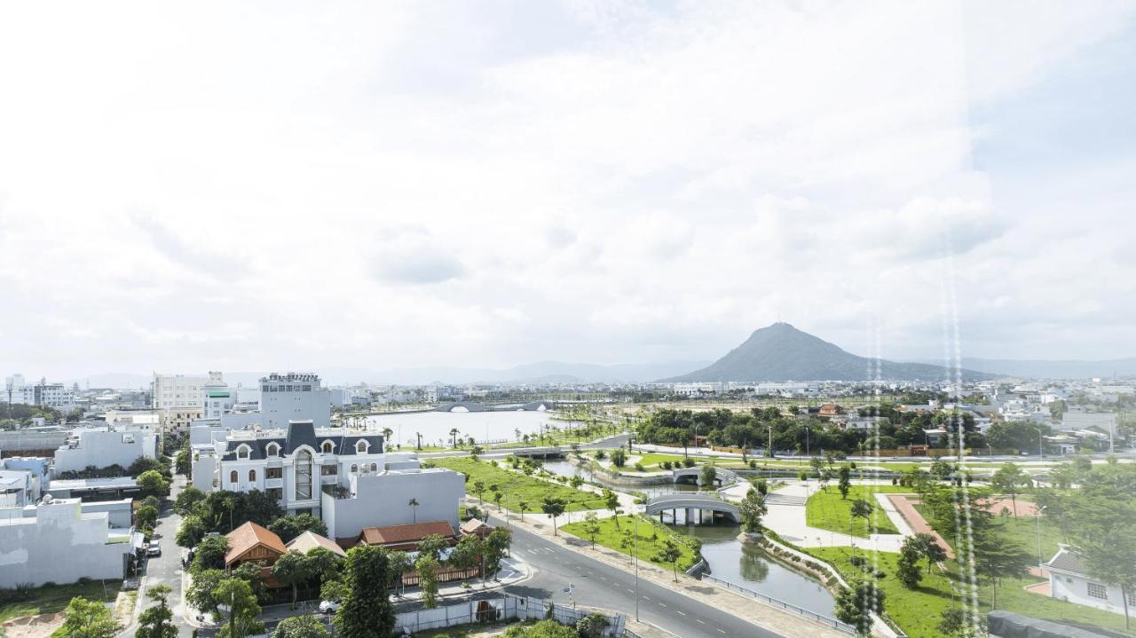 Phu Yen Everyday Hotel Tuy Hoa Esterno foto